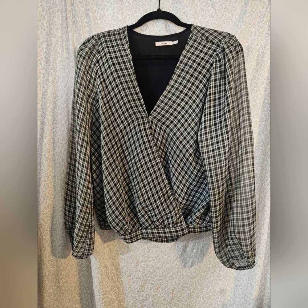 Black and White Plaid V-Neck Blouse